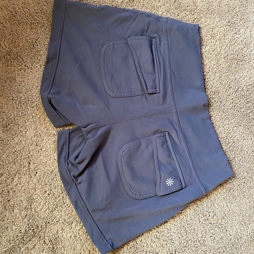 Athleta fitness shorts - size Small